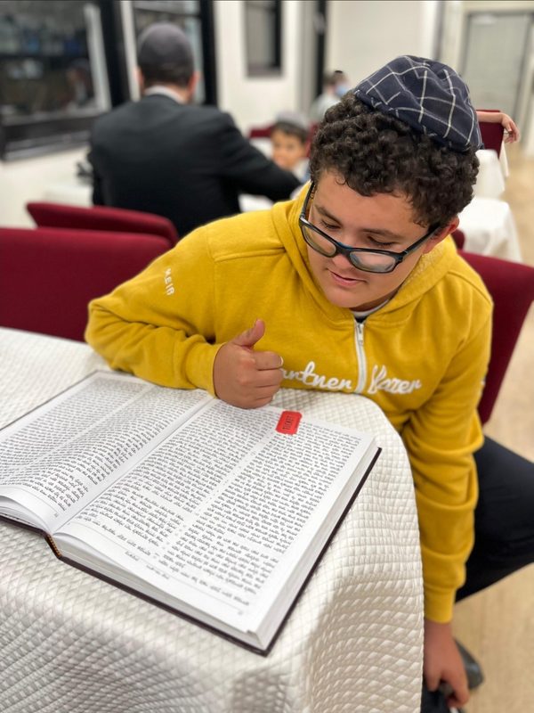 Meir learning a page of Torah